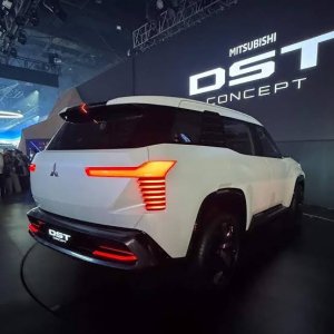 Mitsubishi DST Destinator Promo Kredit & Diskon
